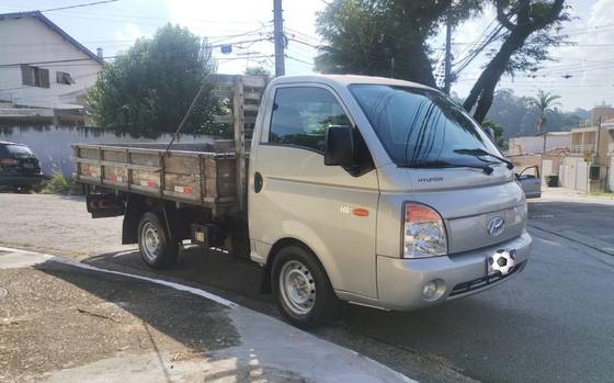 HYUNDAI HR 2.5 TCI HD LONGO SEM CAÇAMBA 4X2 8V 97CV TURBO INTERCOOLER DIESEL 2P MANUAL